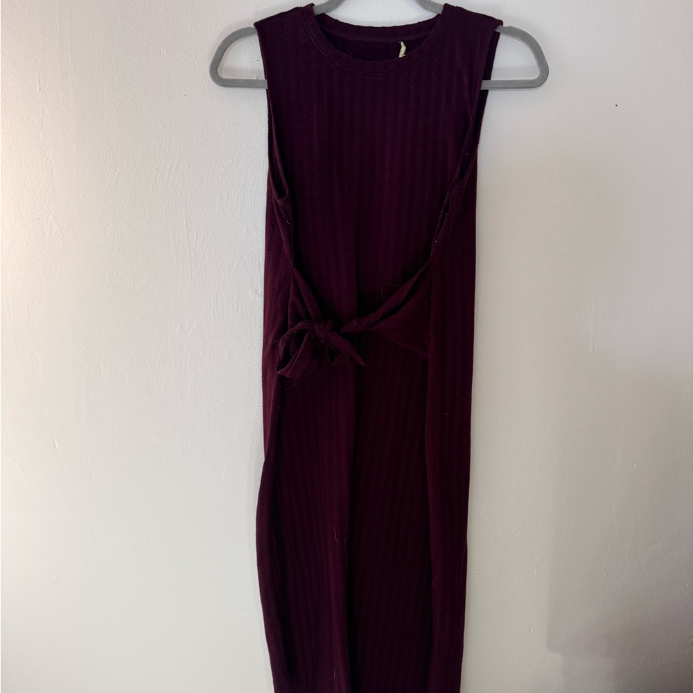 Burgundy Sleeveless Ribbed Dress